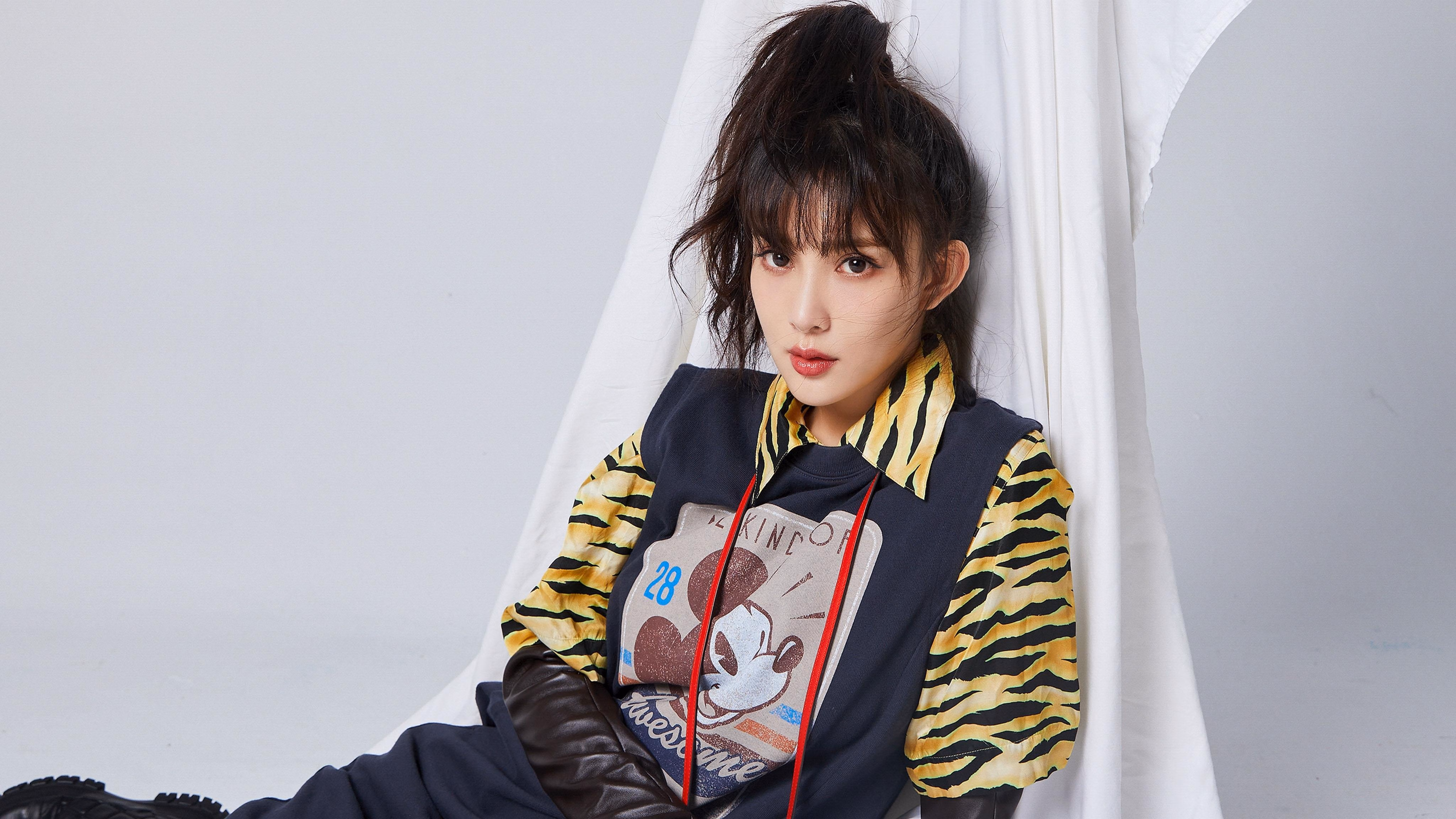 华体会-五大联赛替补席行为规范逐渐被强化，替补席球员