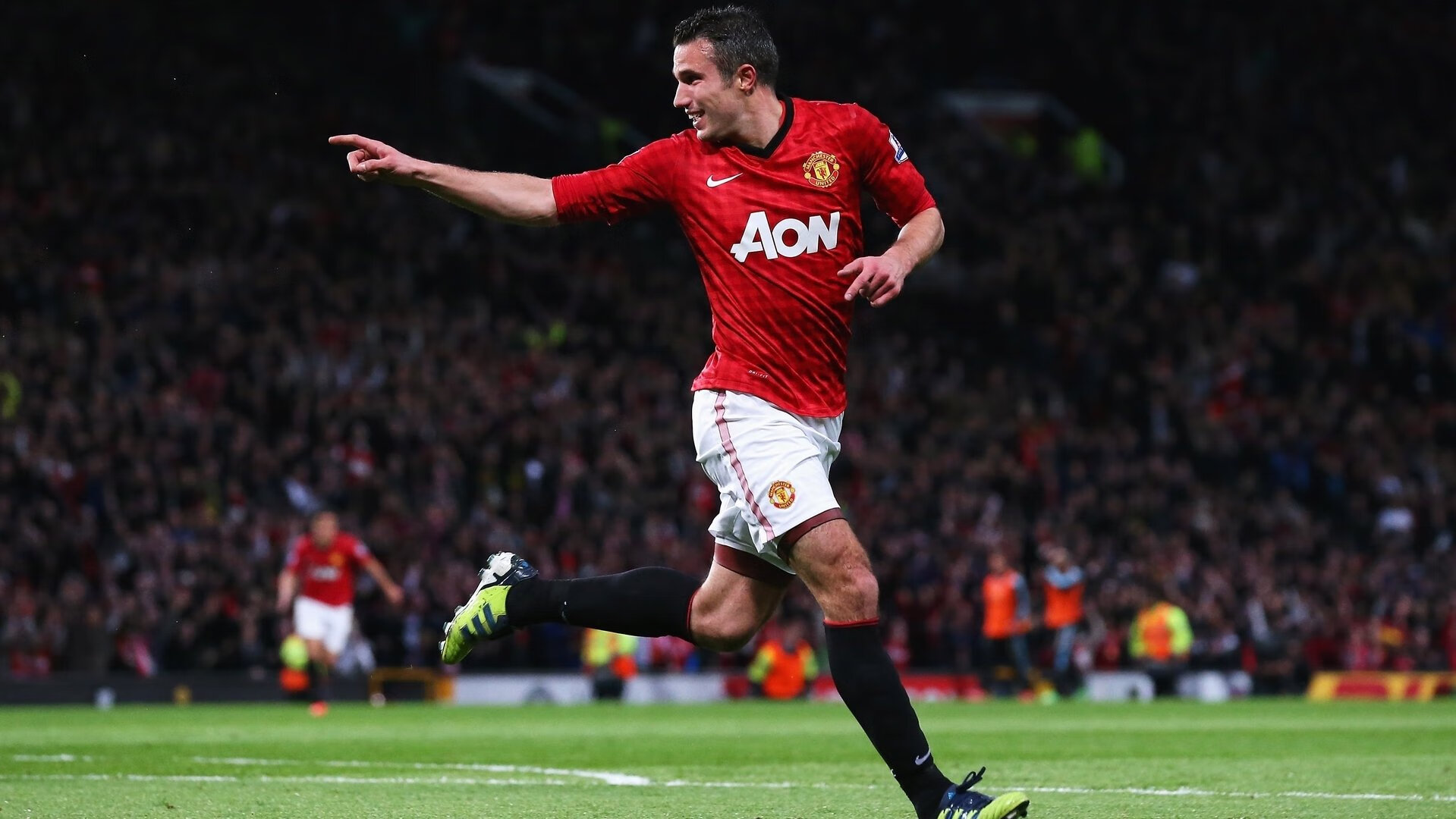 欧冠赛季：关键传球榜前三全部出自英超俱乐部 中场创造力再获肯定