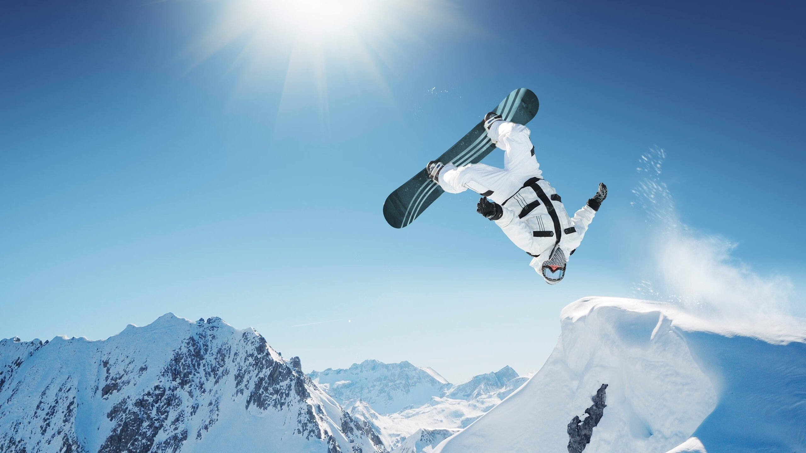 铁人三项混合接力世锦赛:英国队后程发力成功卫冕 观赏性十足